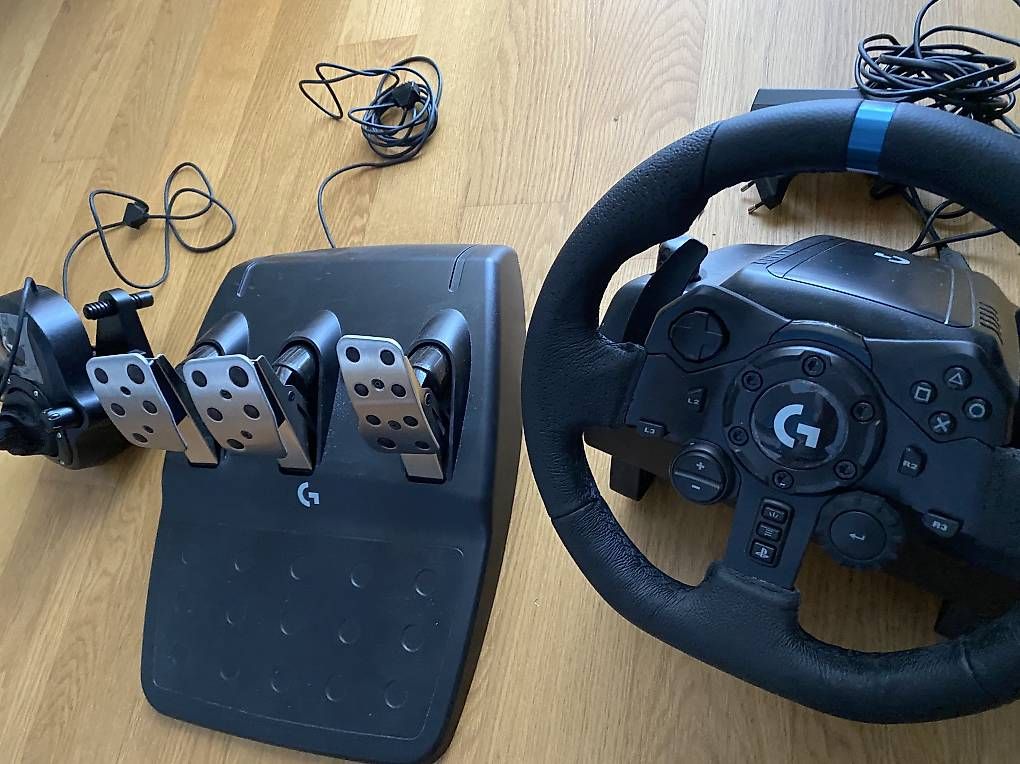 Logitech Controller: Logitech Racing Lenkrad mit Schaltung – Gebraucht aus Rupperswil von wesley-rc207 4