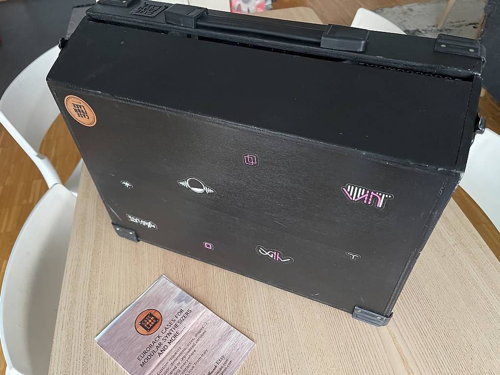 Sonstiges Zubehör: Eurorack Case 4 x 98 hp – Gebraucht aus Avry-sur-Matran von muenn 1