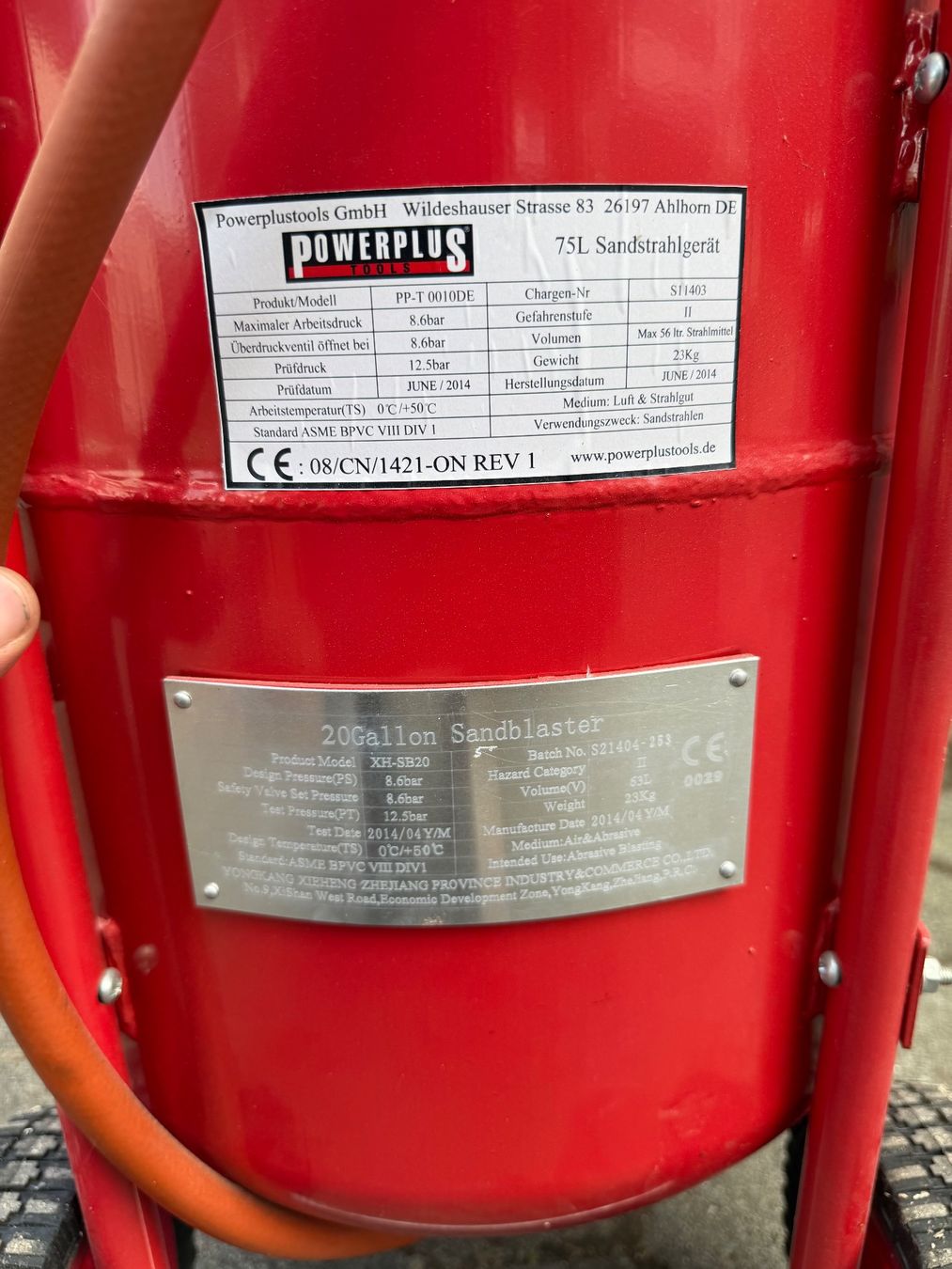 Tutte le macchine: Mobiles Sandstrahlgerät Powerplus – Usato da Herisau venduto da Paddy654321 1