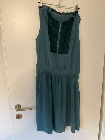 petrolfarbiges seidenkleid comptoir des cottonniers