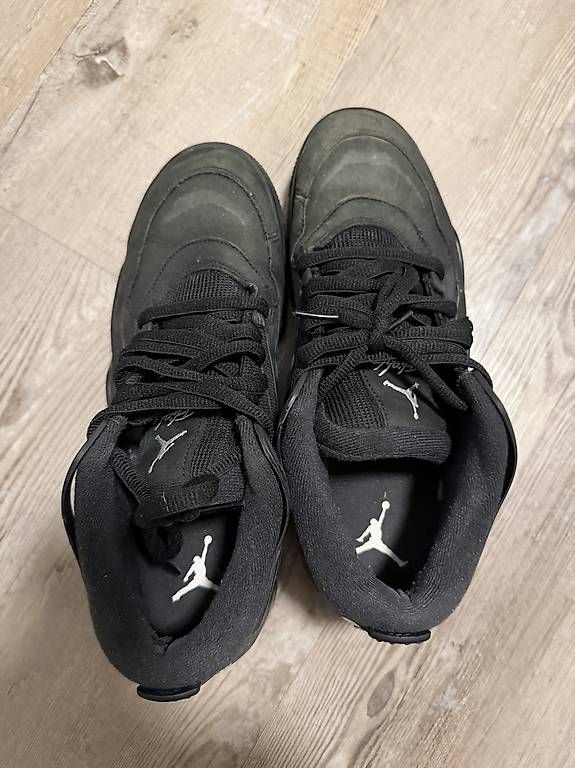 Scarpe da uomo: Chaussure Nike - Jordan – Usato da La Croix (Lutry) venduto da ize_tts8