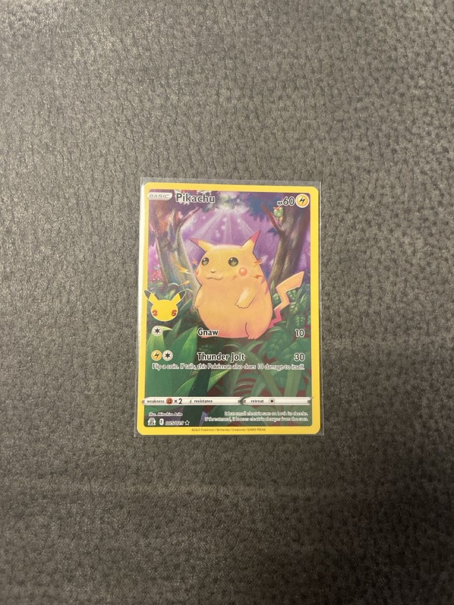Pokémon Carte collezionabili: Pokémon Celebration Pikachu – Usato da Winterthur venduto da Brachypelma007