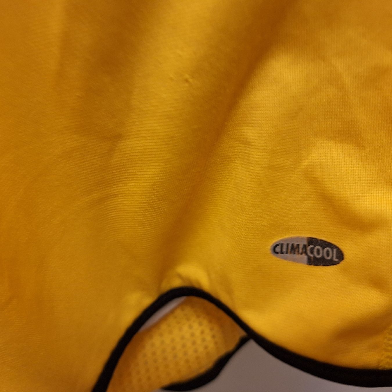 Canottiere & Pantaloni: Adidas Arbitro Gelb XL vintage – Usato da Bellinzona venduto da LA-ropa-de-Juan 5