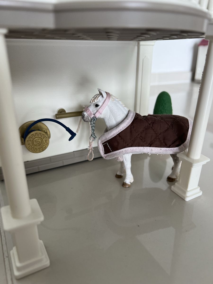 Schleich Jouets: Schleichhaus – D'occasion à Dietwil par sarn 4