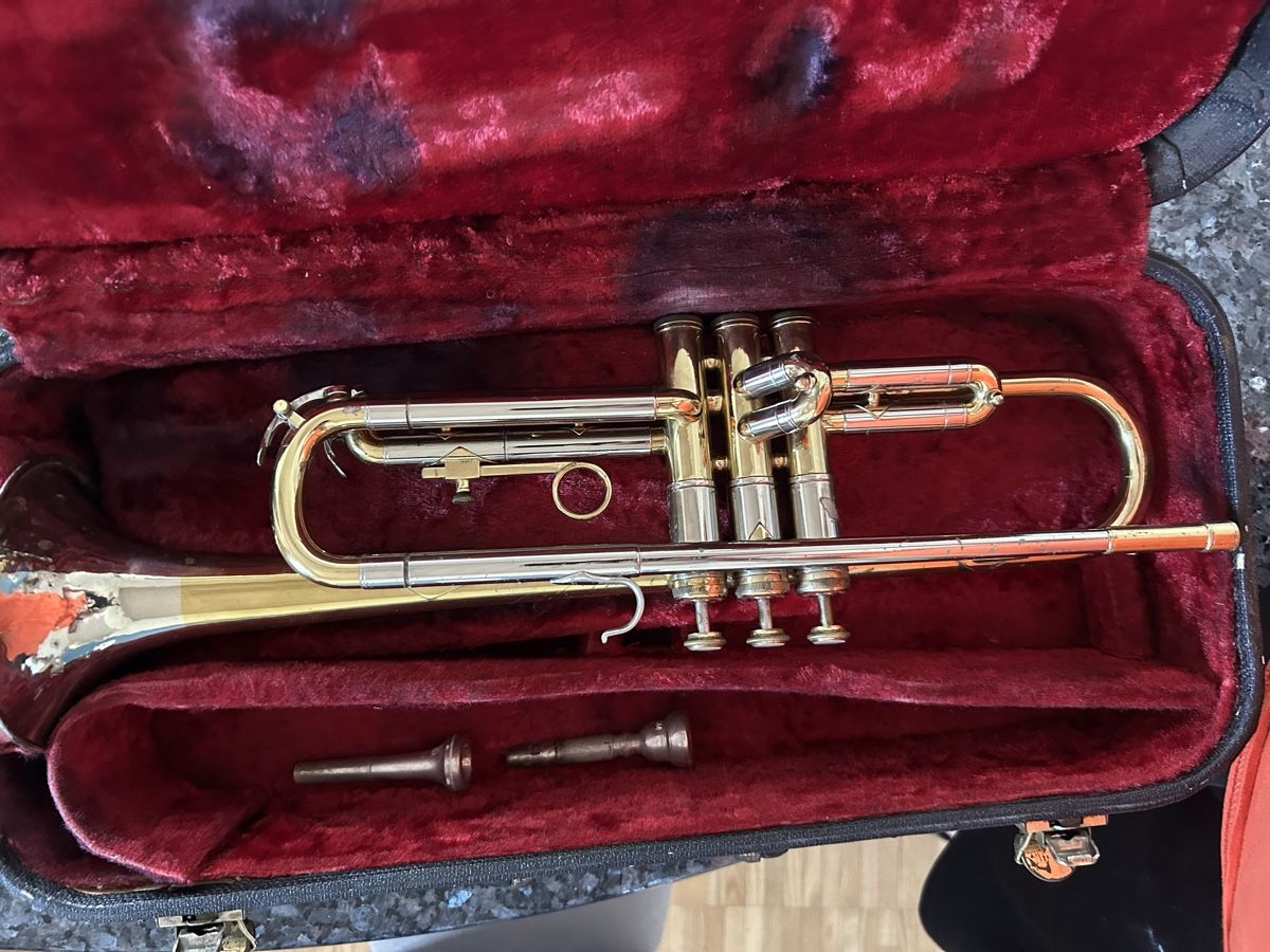 Strumenti musicali: Trompete Reynolds Mod. 223062 – Usato da Geuensee venduto da Smokve 1