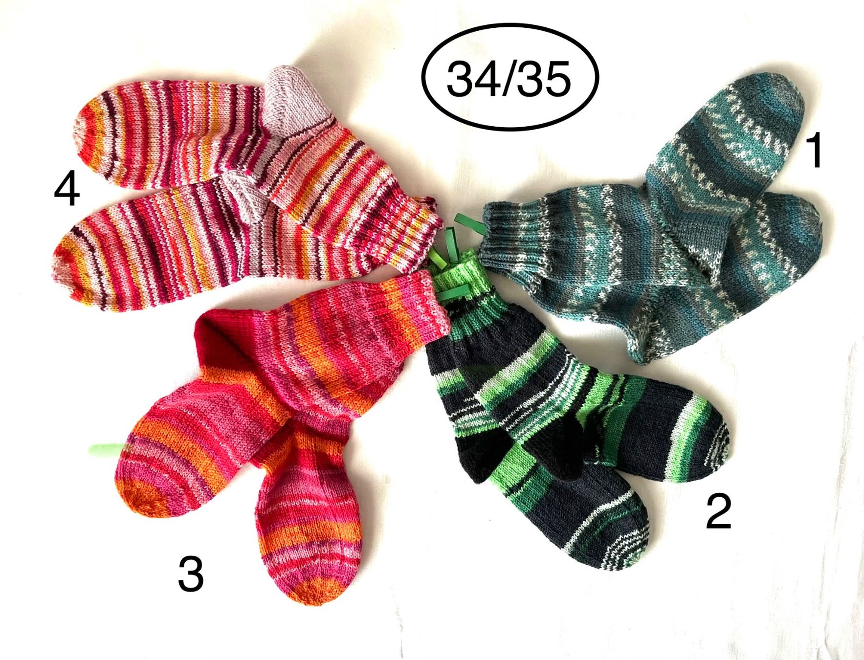 Chaussettes: handgestrickte Wollsocken, 34/35 – Neuf avec emballage d'origine à Engelburg par rautibus