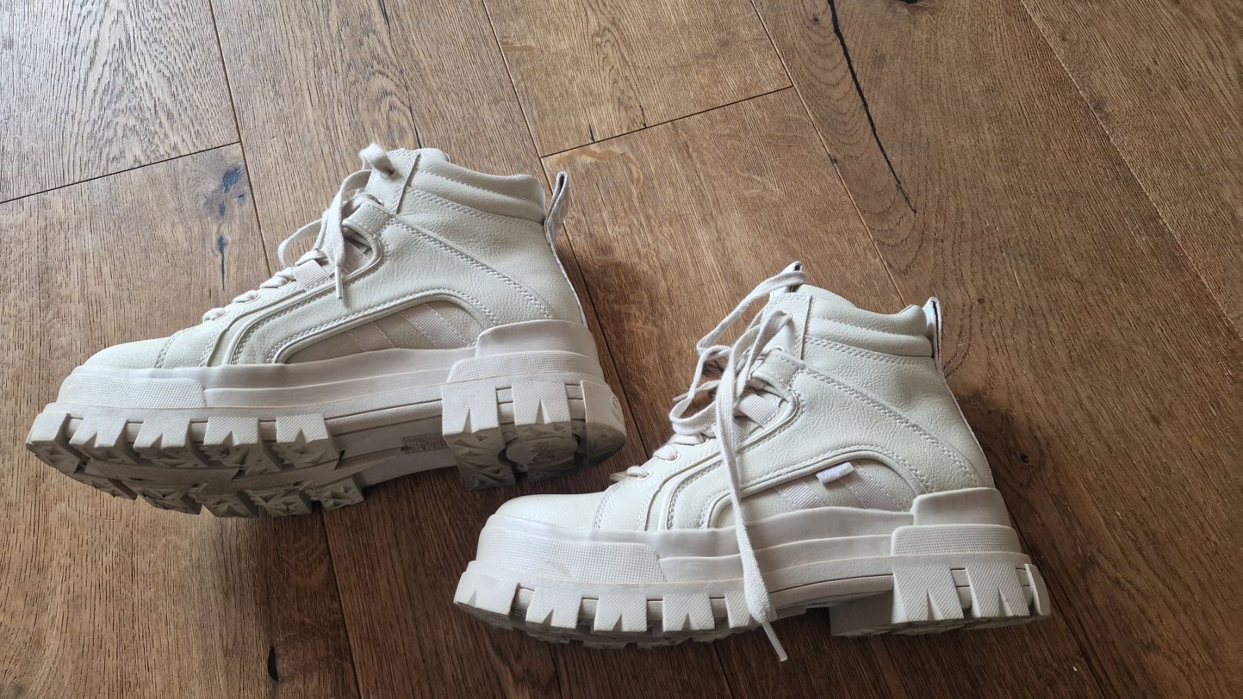 Buffalo Scarpe da donna: Sneaker Buffalo Damen – Usato da Alpnach Dorf venduto da Schanein 2