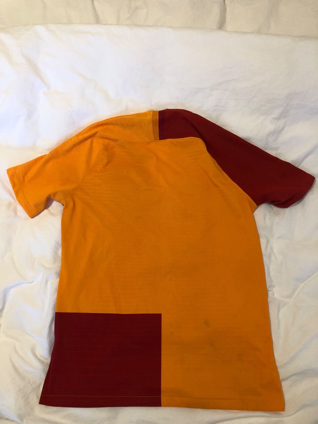 Nike Leibchen & Hosen: Maillot Galatasaray Nike Vaporknit taille M – Gebraucht aus Corsier GE von SWmoderncards 3