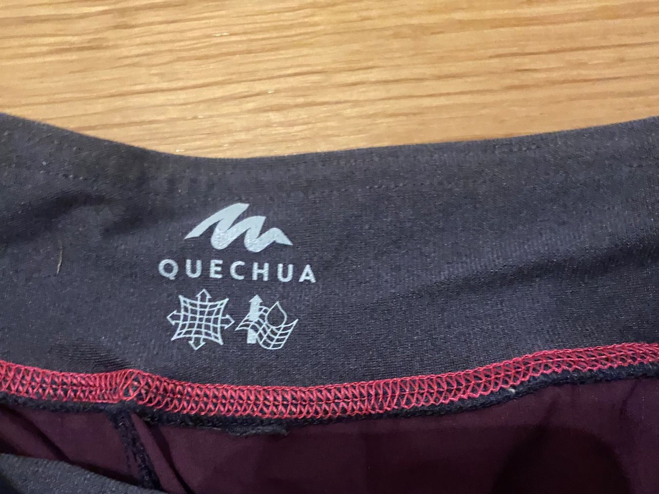 Decathlon Pantaloni: Kinder Wander Shorts – Usato da Pfeffingen venduto da Marc4148 1