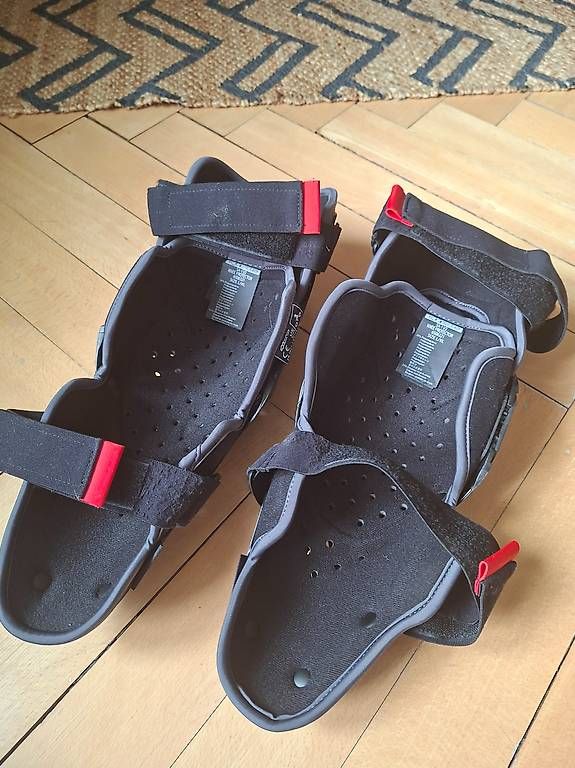 Alpinestars Schutz & Schoner: Alpinestars SX-1 V2 Knieschoner – Gebraucht aus luzern von you_wont_regret_it 1