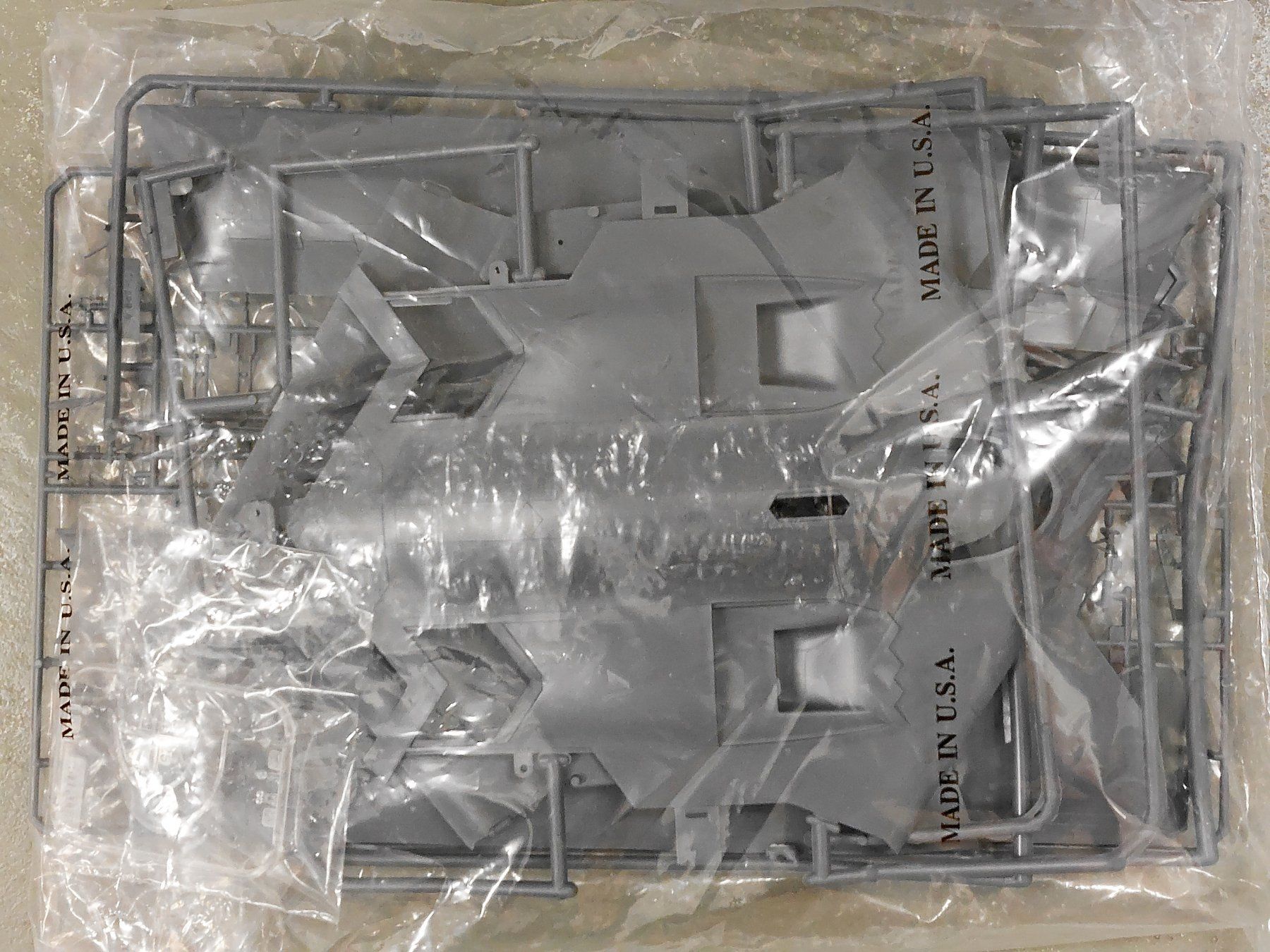 Kit di costruzioni: B-2 US-Bomber Testors 1/72 – Nuovo e nell'imballaggio originale da St. Gallen venduto da Aerodoc2 1
