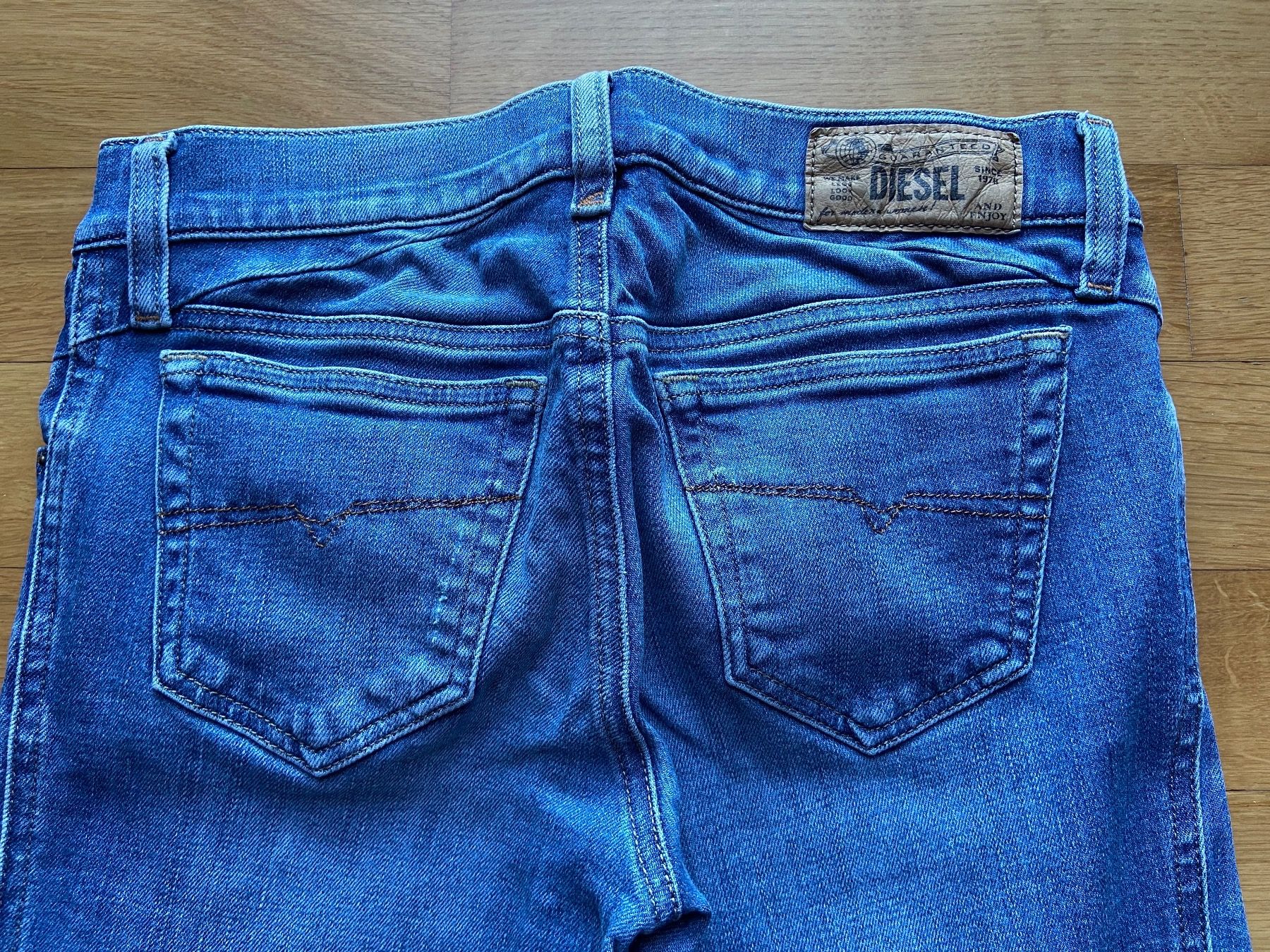 Diesel Jeans: Diesel Jeans Damen – Usato da Zürich venduto da ConnieS01 2