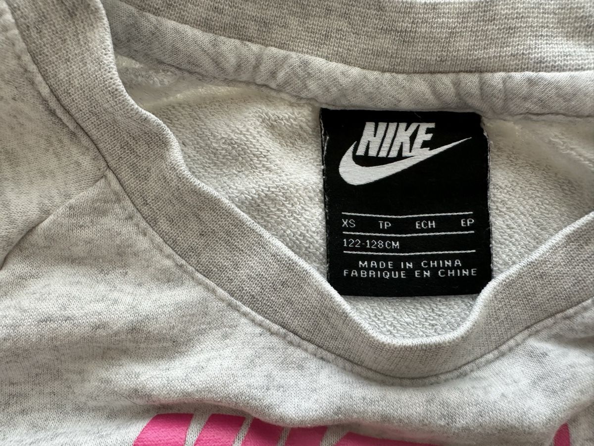 Nike Pullover & Sweatshirts: Crop top Nike Air – Gebraucht aus Dürrenroth von tvy_bh56 1