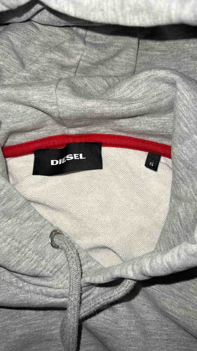 Diesel Maglioni & Felpe: Sweat à capuche Diesel gris taille S – Usato da Boudry venduto da ale_8t28 3