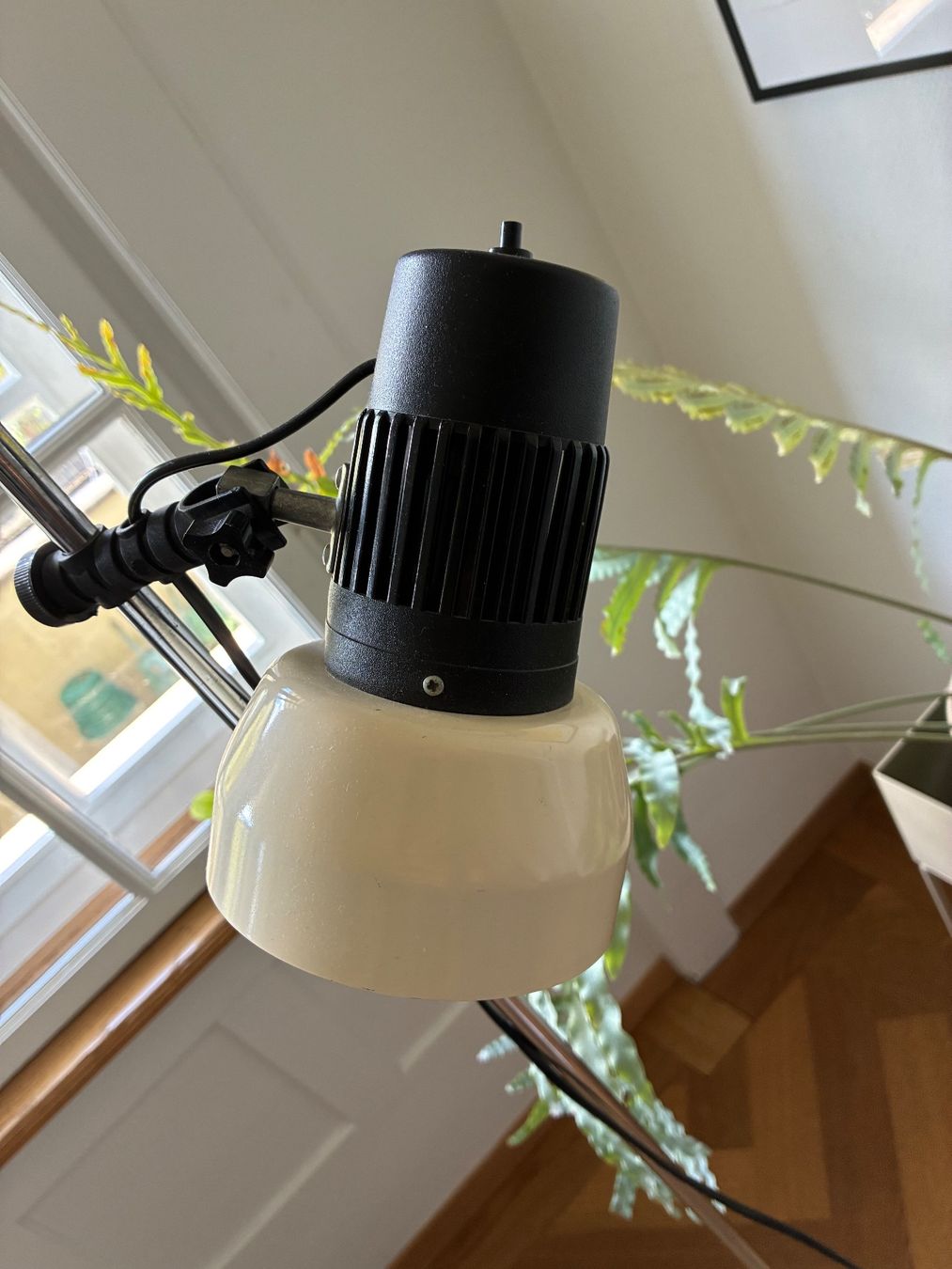 Lampade: Vintage Steh-Lampe | Beige – Usato da Bern venduto da Nautilus14 1