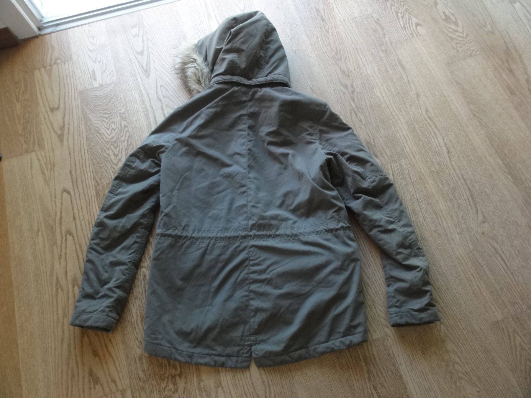 H&M Vestes & Manteaux: Winterjacke Gr. 170 – D'occasion à Riedholz par Taweva 6