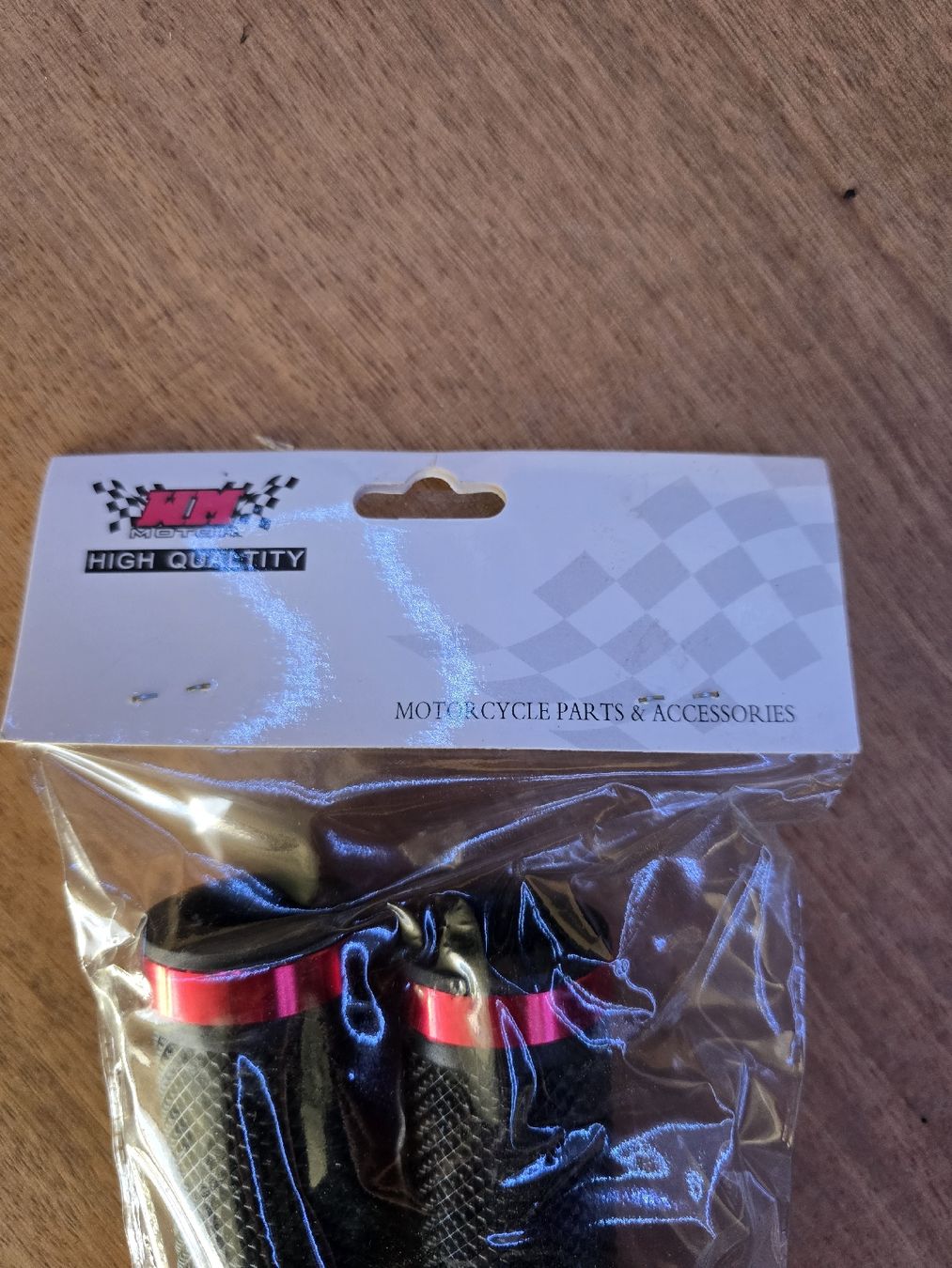 Tutti i ricambio per moto: Neue Motorrad Griffe, Rot/Schwarz – Usato da Grächen venduto da -Arturas- 1