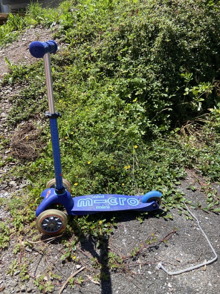 Micro Kickboard: Micro Mini Roller, blau – D'occasion à Mols par Dero21