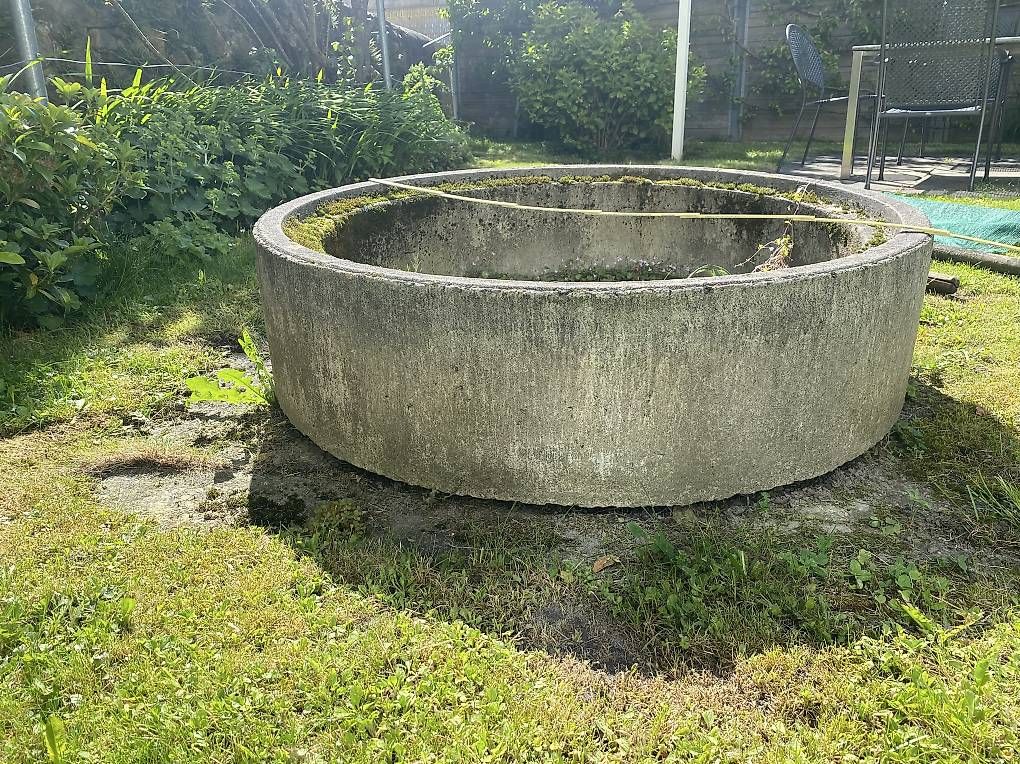 Sabbiera per bambini: Betonrohr / Sandkasten – Usato da Flüelen venduto da 6468 2