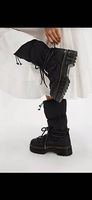 Dr. Martens Aaudrick HI Puffer Boots Gr. 37 > NEU