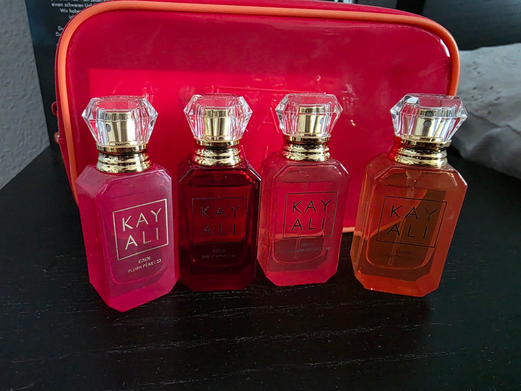 Kayali Profumi & Eau de Toilette: Kayali – Nuovo (secondo la descrizione) da Basel venduto da NyGrow
