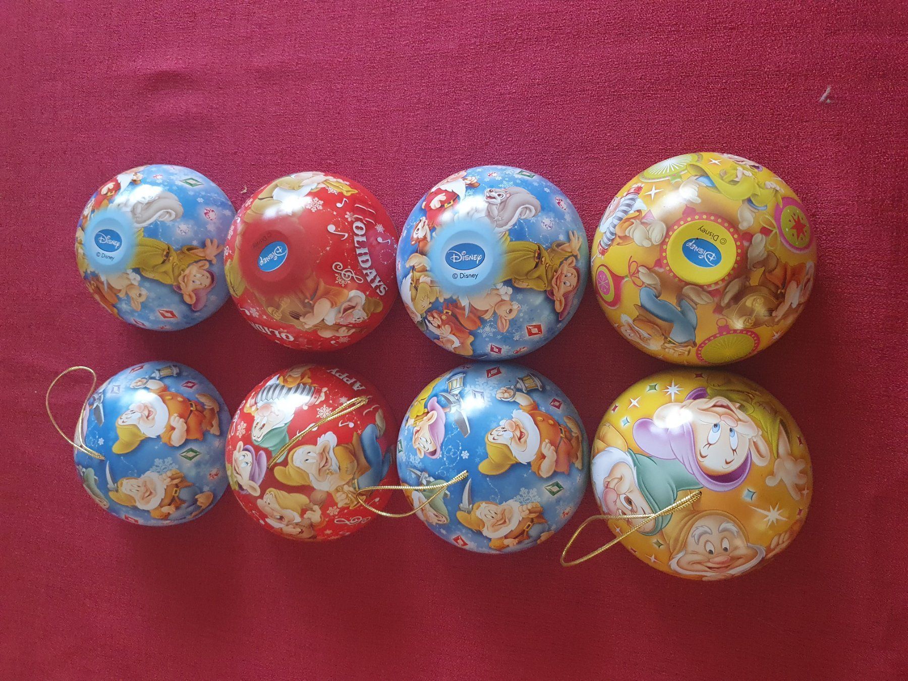 Disney Tutte le decorazioni: Disney Schneewittchen Blechkugeln 4er-Set Ø11cm Aufklappbar – Usato da Abtwil AG venduto da MaVo.0710 3