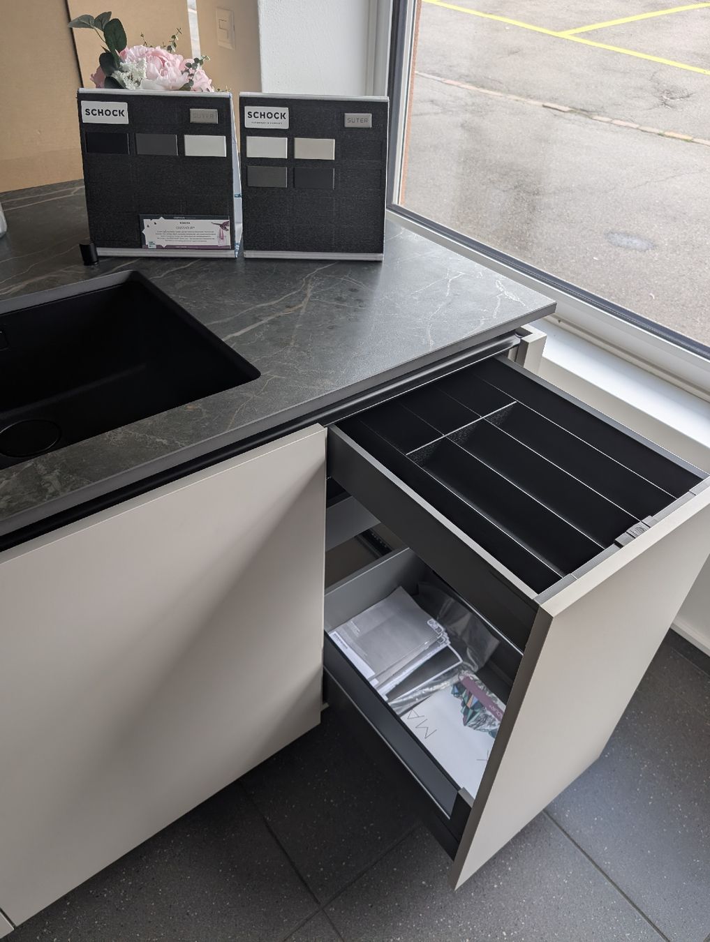 Cucine complete: Ausstellungsküche  – Nuovo (secondo la descrizione) da Oetwil am See venduto da kueche8618 5
