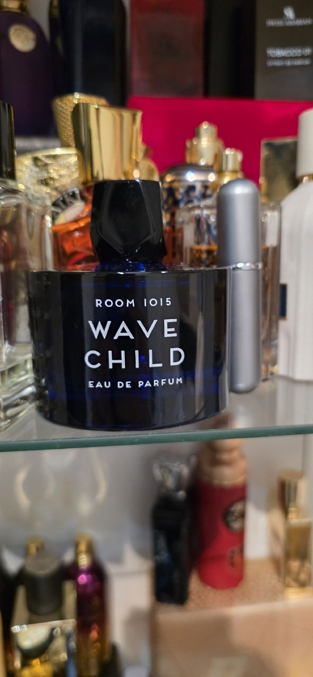 Parfum & Eau de Toilette: Wavechild Eau de Parfum Room 1015 5ml – Neu (gemäss Beschreibung) aus Dübendorf von peppe08