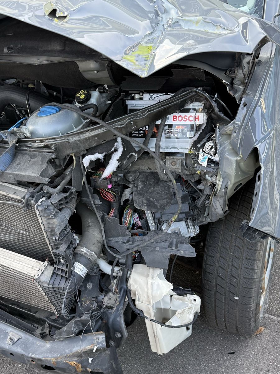 VW Autos: Def. Vw T6 2.0 TDI 2016  – Défectueux à Spreitenbach par sakrashop 4