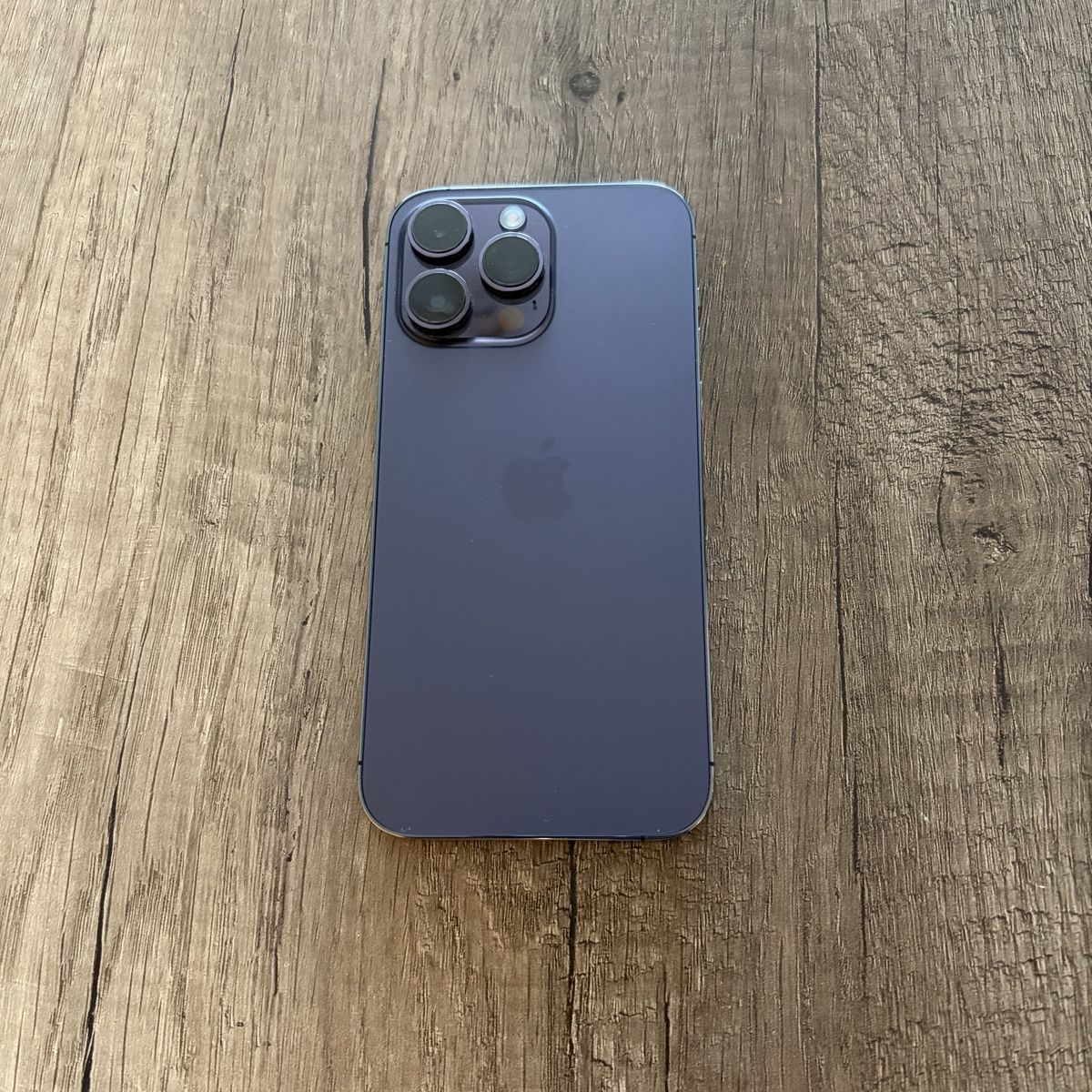Apple Telefoni cellulari / Smartphones: iPhone 14 Pro Max 128GB Violet Intense Purple – Usato da Grand-Lancy venduto da gullclub 1