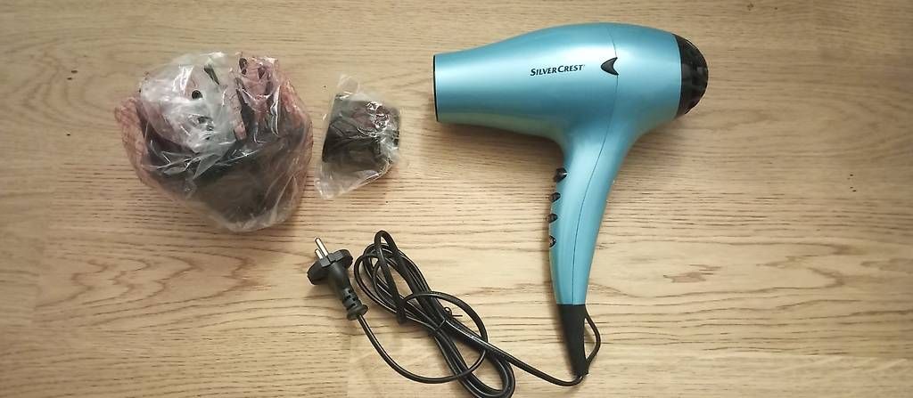 Föhn: Haartrockner SHTD 2200 A1 – Neu (gemäss Beschreibung) aus Schlieren von cas_yw5s