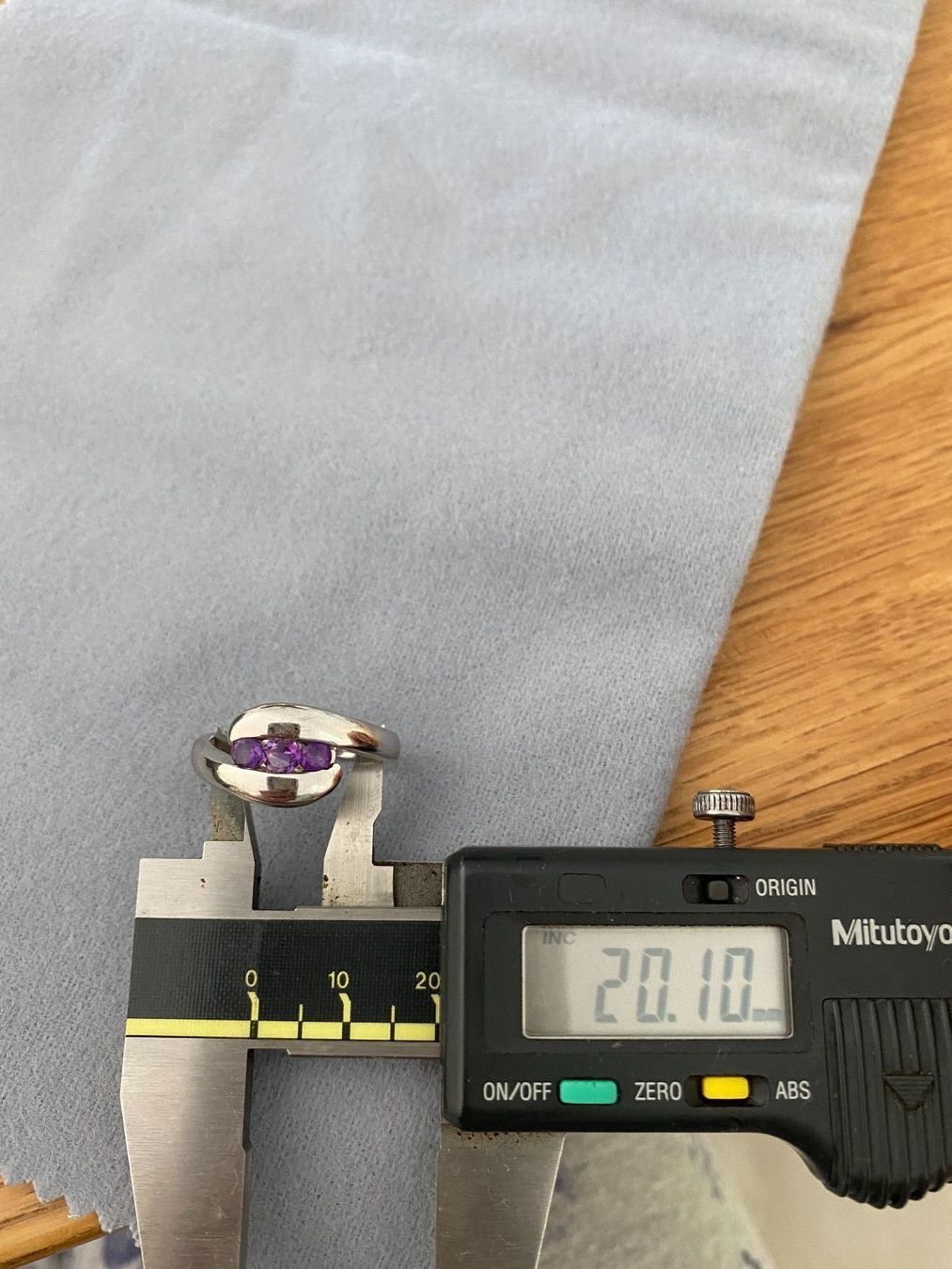 Anelli: Silberring mit Amethyst – Usato da St. Margrethen SG venduto da Leila026 1