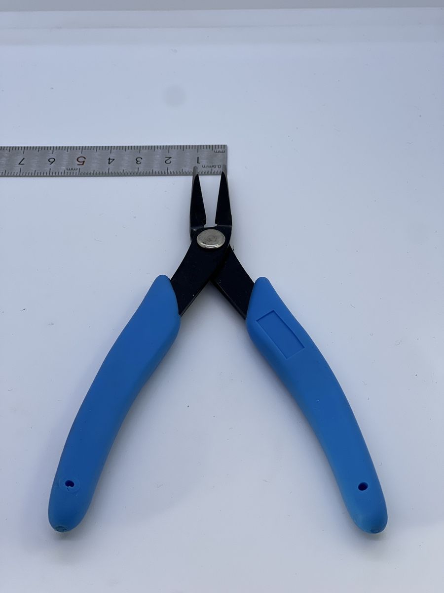 Tutti gli attrezzi: Flachzange / Spitzzange – flache Backen – Nuovo e nell'imballaggio originale da schellenberg venduto da freefostore