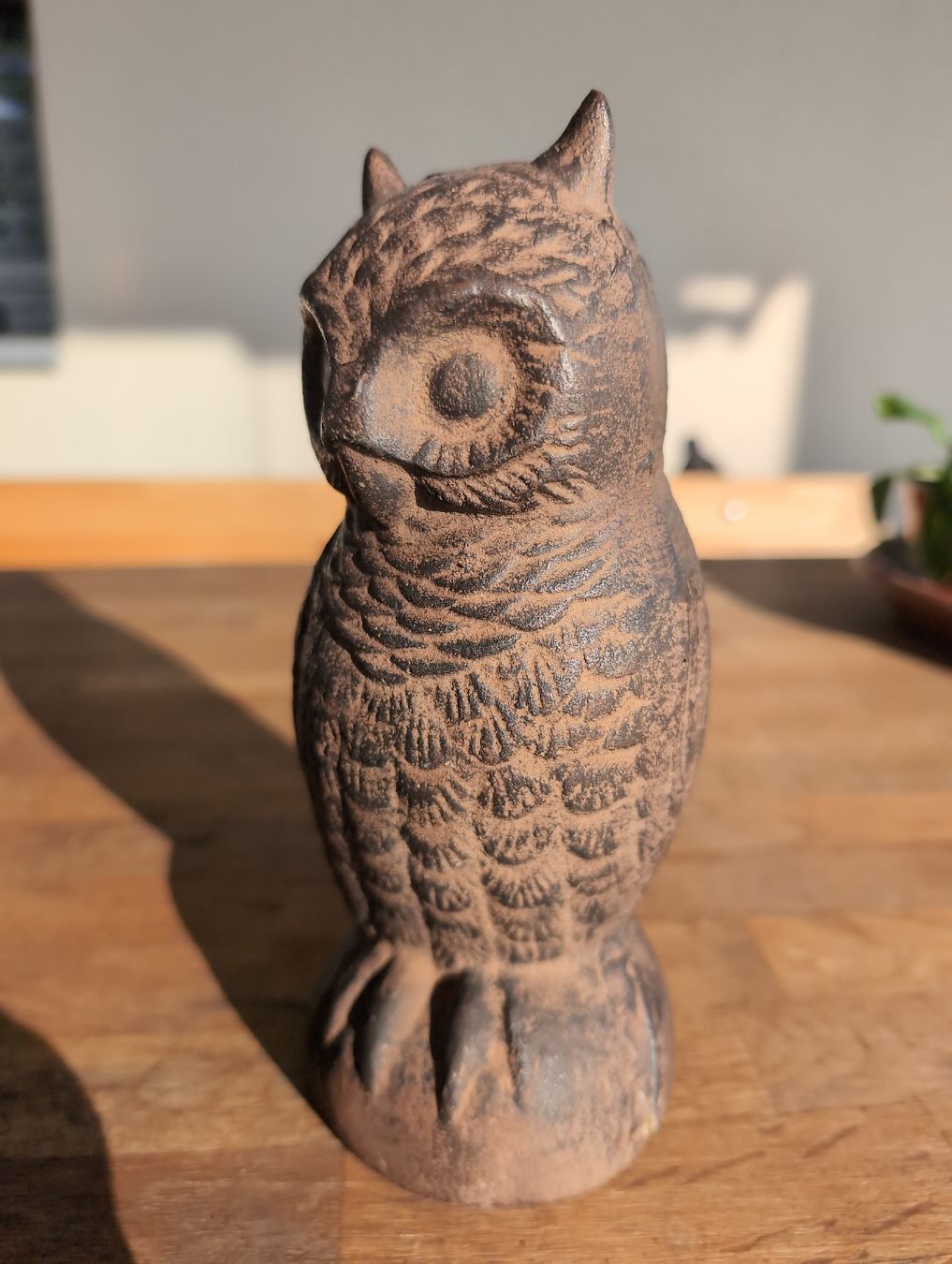 Sculture & Statue: Dekorative Eule aus Gusseisen🦉  – Usato da Rieden AG venduto da Lombego 2