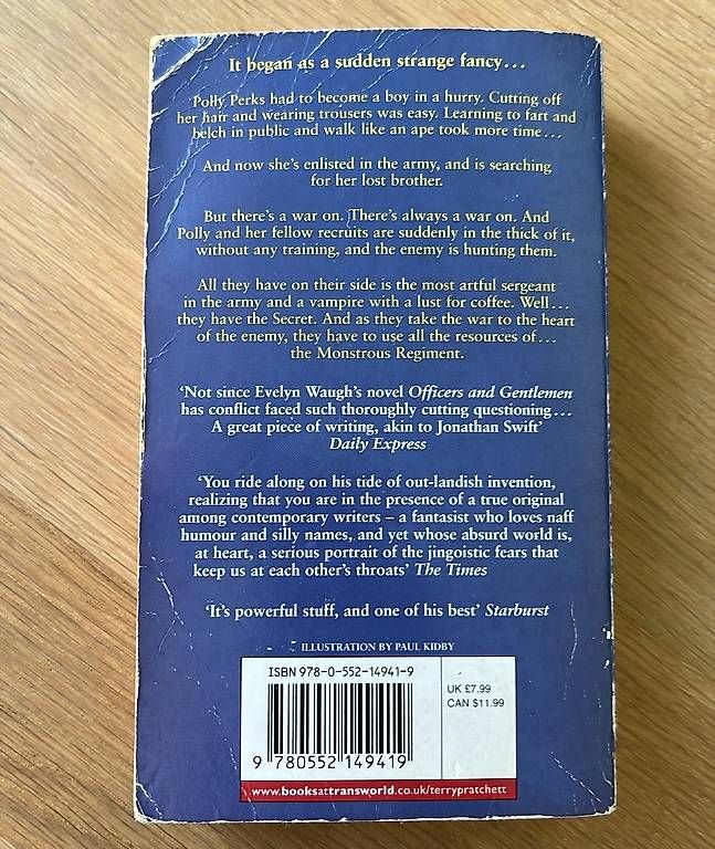 Libri: Terry Pratchett - Monstrous Regiment – Usato da Staufen venduto da gko_km8f 1