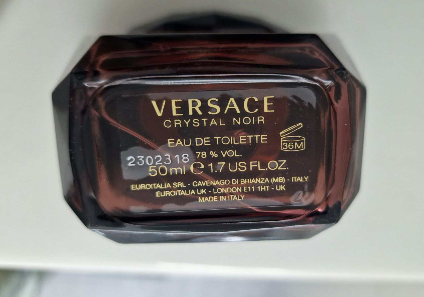 Versace Parfum & Eau de Toilette: Versace Crystal Noir Eau de Toilette 50ml, Original – Gebraucht aus Beinwil am See von amanda12345 1