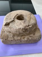 Antiker chinesischer Statuensockel – Kalkstein Wabi-Sabi