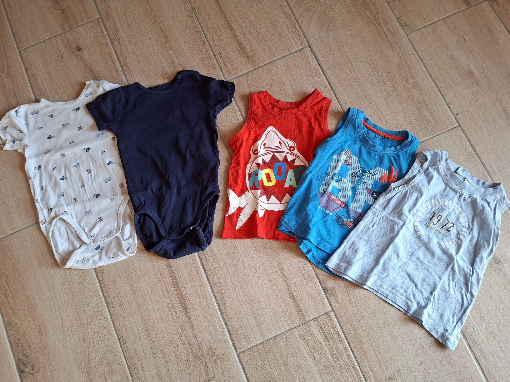 Ensembles coordonnés: Kleiderpaket Junge Gr.92 – D'occasion à Schüpfheim par lin_p7wr 2