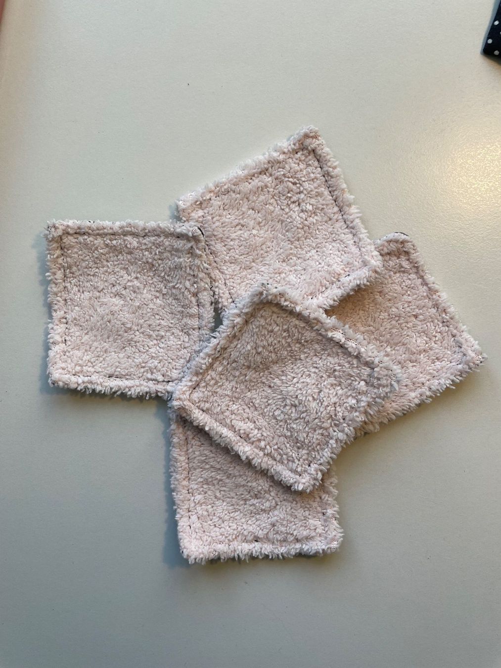 Cura del viso: 5 wiederverwendbare Abschminkpads + Stoffbeutel, handgemacht – Usato da Hubersdorf venduto da JanasHeartTreasures 1