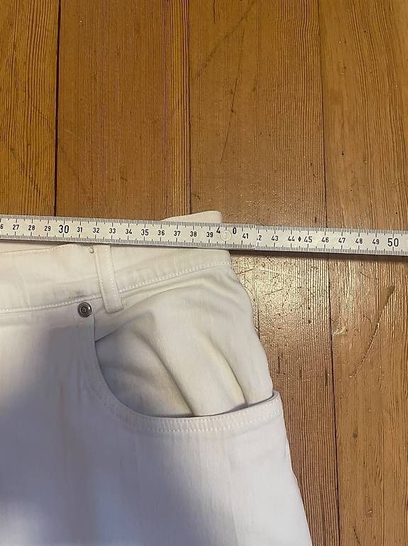Jeans: Weisse Jeans Ballon Fit – D'occasion à Zuchwil par hok_98 3