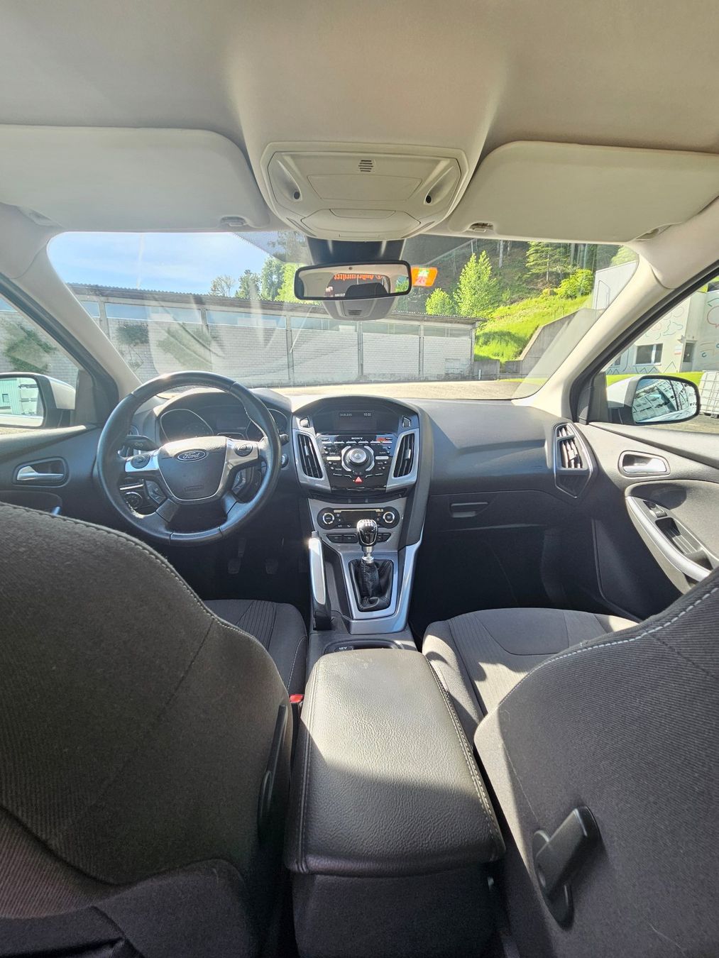 Ford Automobili: Ford Focus 1.6 SCTi Titanium - Kombi – Usato da Willisau venduto da racecar27 5