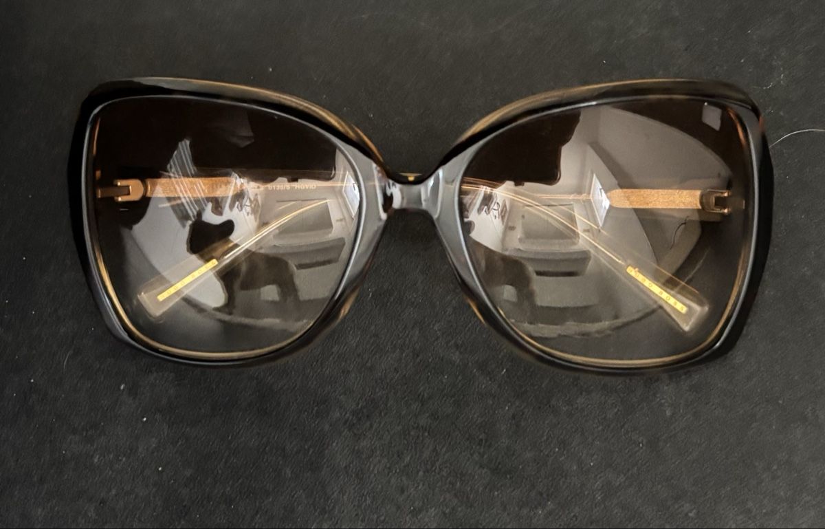 Hugo Boss Occhiali & Lenti: Sonnenbrille BOSS Damen transparent – Usato da Münsingen venduto da silvie24 1