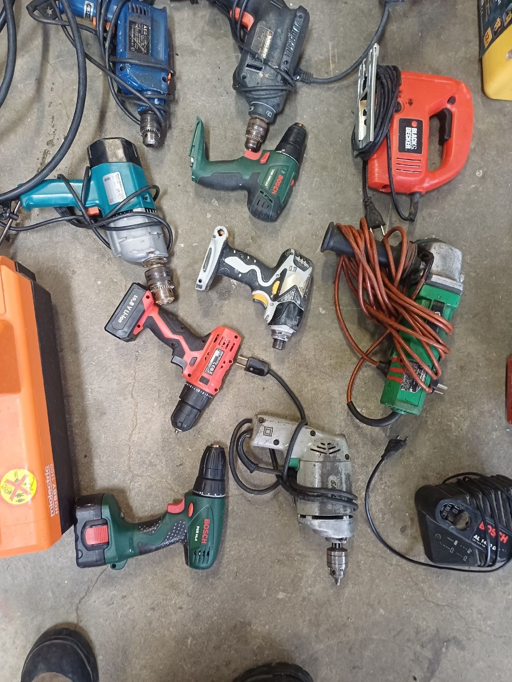 Tutti gli attrezzi: Maschienen für Bastler/Export – Difettoso da Wangenried venduto da Recycler94 2