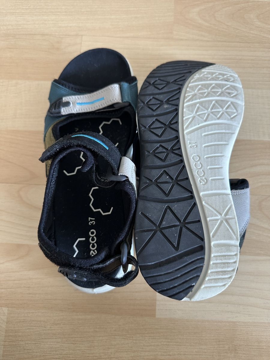 Ecco Scarpe per ragazzi: Ecco Sandalen Offroad, Gr. 37 – Nuovo (secondo la descrizione) da Weinfelden venduto da kam_jxz5 3