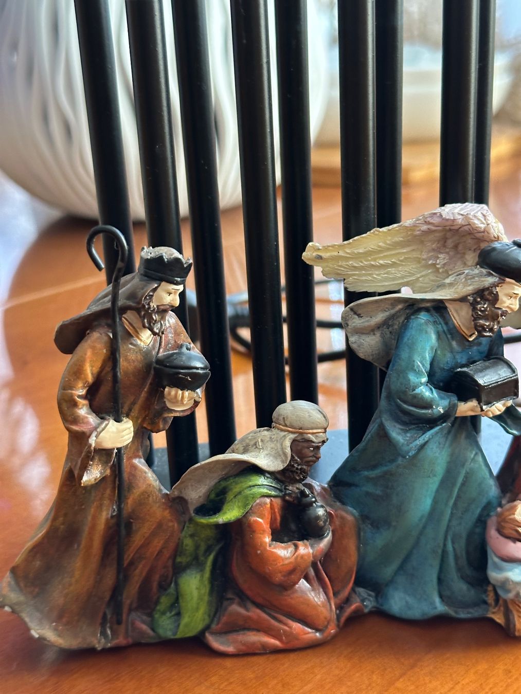Alle Dekorationen: Krippenfiguren Mit Beleuchtung – Neu (gemäss Beschreibung) aus Basel von Ivana_4 7