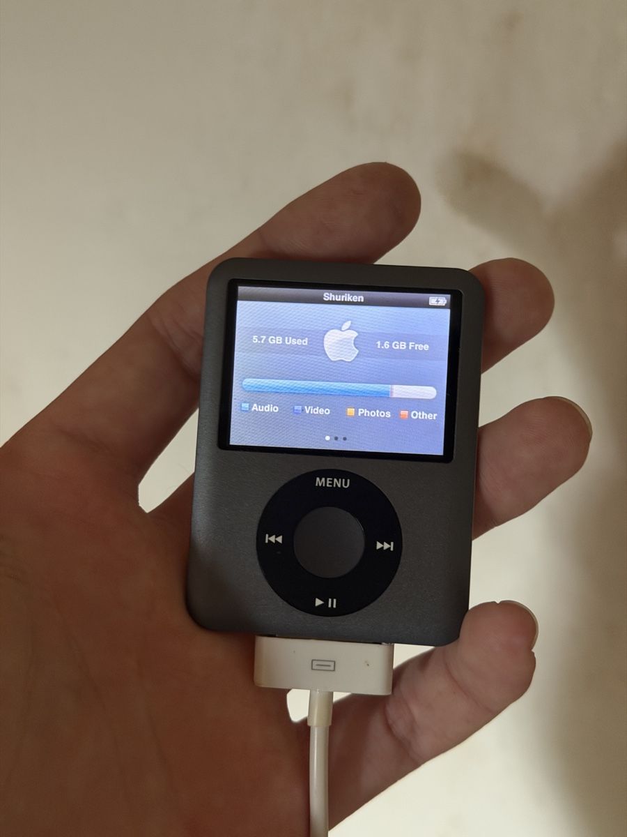 Apple Lettore multimediale portatile: iPod nano 3 reconditionné – Nuovo (secondo la descrizione) da Lausanne venduto da loz_5ywk 3