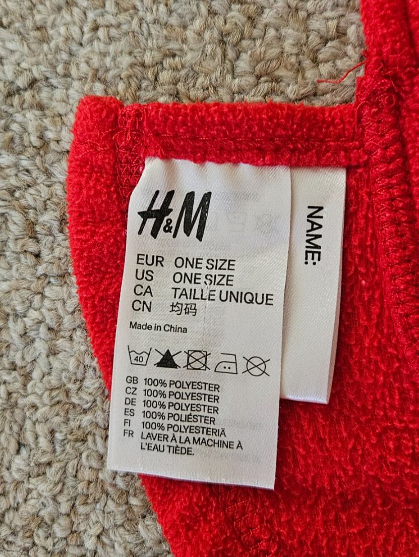 Altro abbigliamento per bambina: 2 Schals für Kind – Usato da Kloten venduto da Kloten1 1
