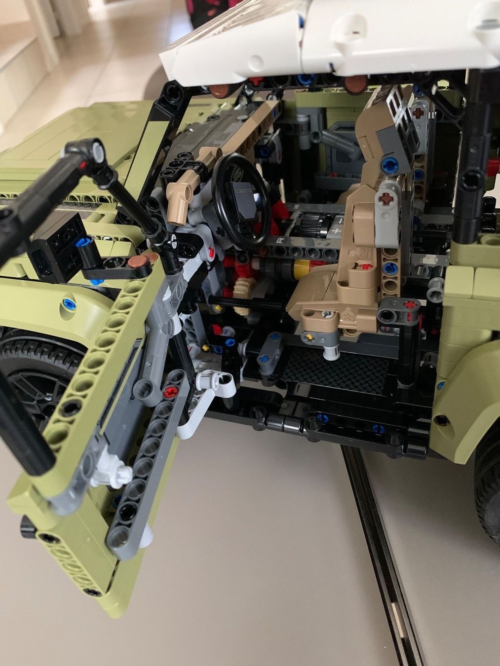 Lego Kit di costruzioni: Lego Technic 42110 Land Rover Defender – Nuovo (secondo la descrizione) da Bramois venduto da Chrisvol 2
