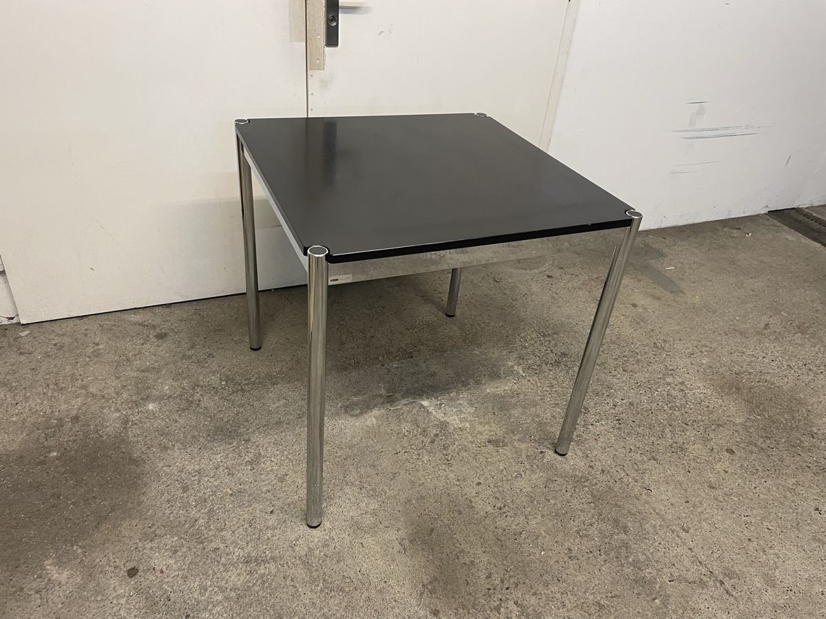 Tavoli: Usm Haller Tisch Eiche Schwarz – Usato da Basel venduto da M.Secondhand