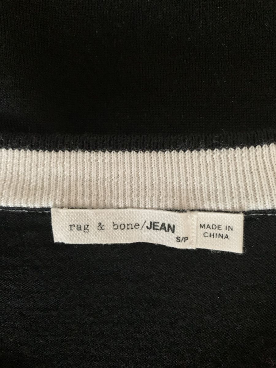 Maglioni & Felpe: Rag & Bone: Schwarzer Merino-Pullover mit V-Ausschnitt – Nuovo (secondo la descrizione) da Luzern venduto da paulablue 8